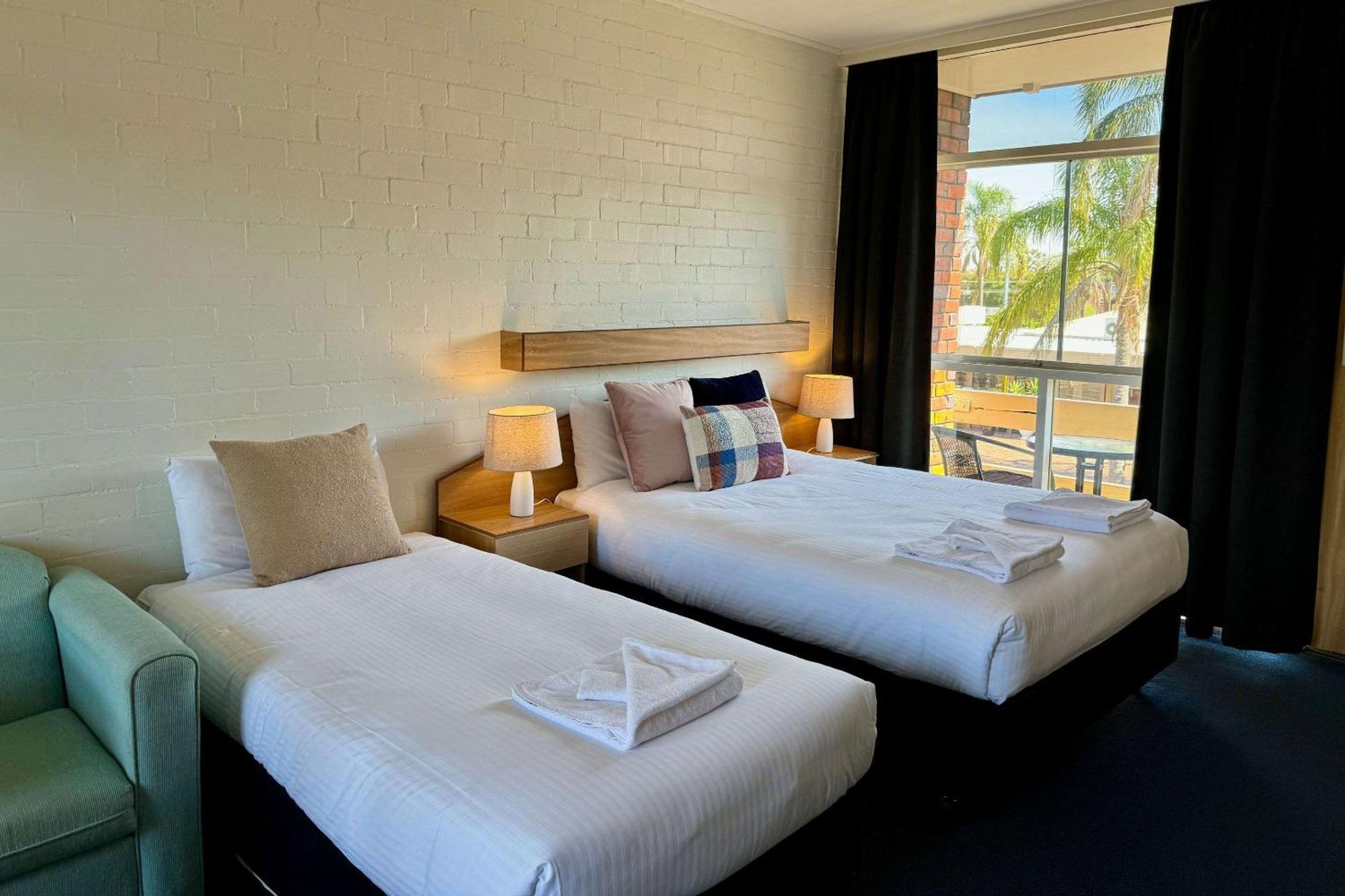 Econo Lodge Gateway Tamworth Eksteriør billede