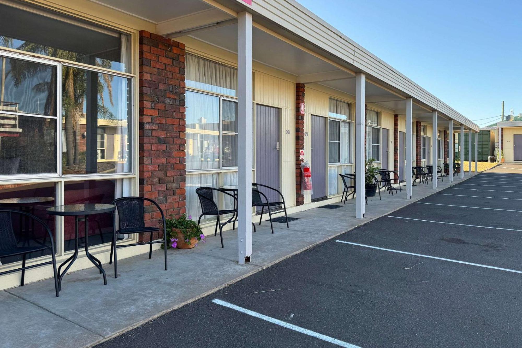Econo Lodge Gateway Tamworth Eksteriør billede